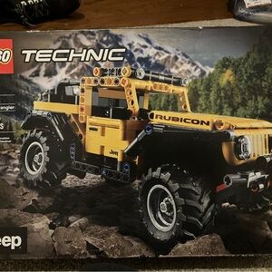 LEGO Technic Rubicon Jeep - Yellow and Black